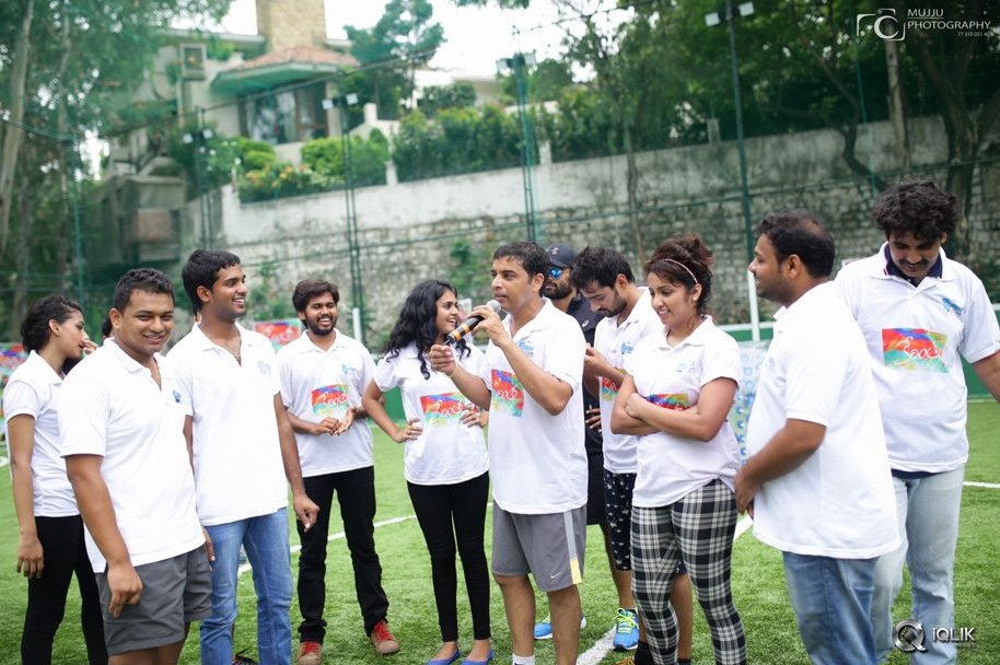 Kerintha-Movie-Team-At-Bubble-Soccer-Event